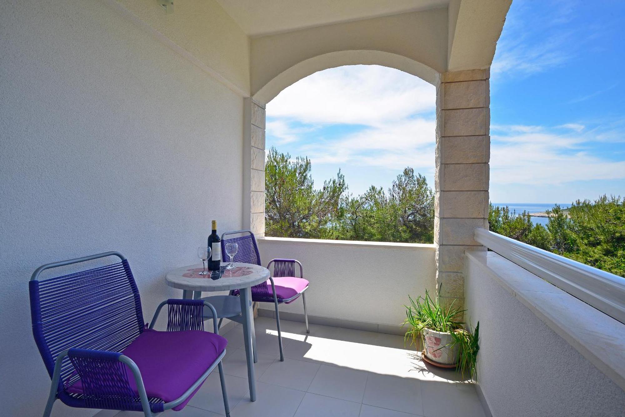 Apartments Gilve Хвар Екстериор снимка